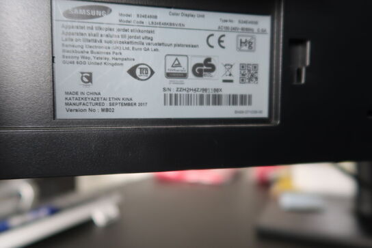 2 stk. computerskærme SAMSUNG S24E450, dockingstation LENOVO ThinkPad, tastatur