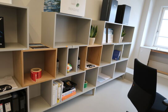 Reolsystem MUUTO Stacked uden indhold