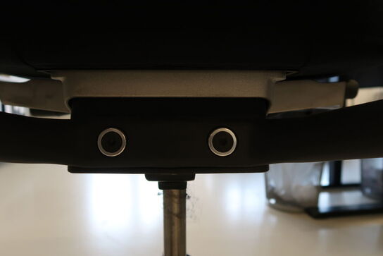 Kontorstol VITRA ID Mesh af Antonio Citterio