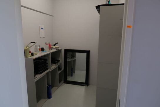 Reolsystem MUUTO Stacked med indhold