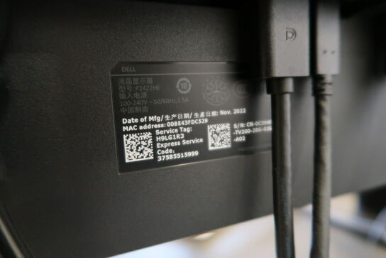 2 stk. computerskærme DELL P2422H med tastatur og mus