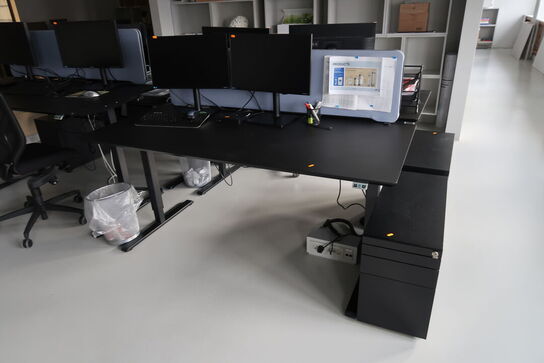 El. hæve/sænke skrivebord uden indhold med afskærmning samt skuffemodul