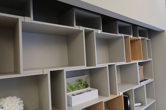 Reolsystem MUUTO Stacked uden indhold