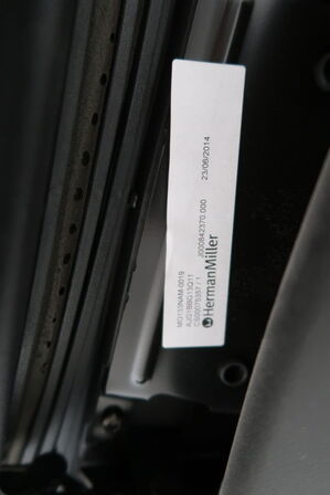 Kontorstol HERMAN MILLER Mirra 2