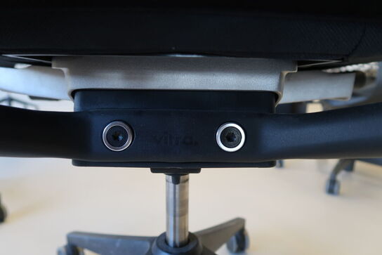 Kontorstol VITRA ID Mesh af Antonio Citterio