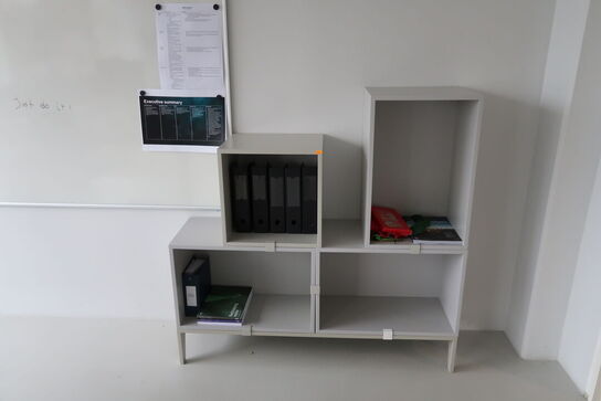 Reolsystem MUUTO Stacked uden indhold