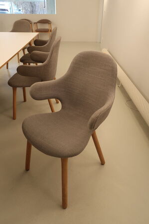 8 stk. mødestole &TRADITION Catch JH1