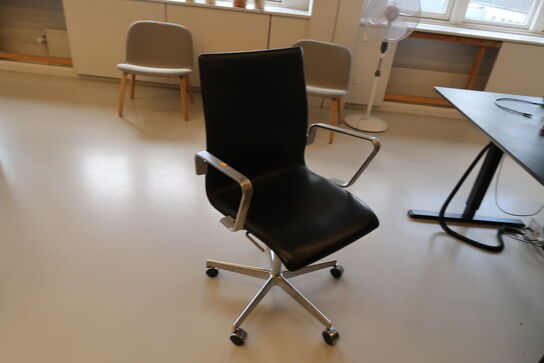 Kontorstol OXFORD lav ryg af Arne Jacobsen