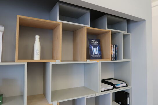 Reolsystem MUUTO Stacked uden indhold