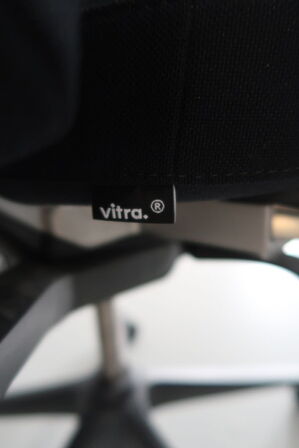 Kontorstol VITRA ID Mesh af Antonio Citterio