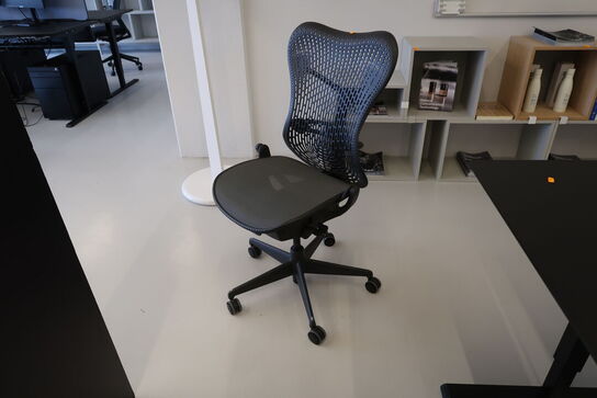 Kontorstol HERMAN MILLER Mirra 2