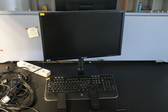 Computerskærm SAMSUNG S23C45, tastatur