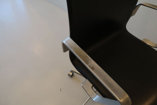 Kontorstol OXFORD lav ryg af Arne Jacobsen