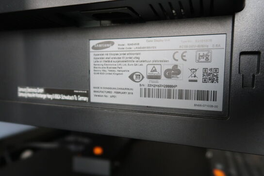 2 stk. computerskærme SAMSUNG S24E450, dockingstation LENOVO ThinkPad, tastatur, mus