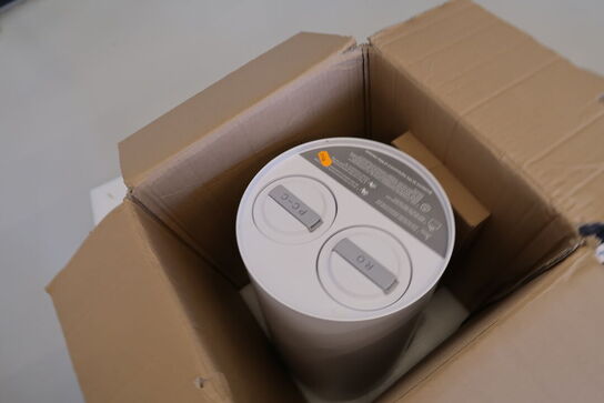 Kasse med div. Filtre PHILIPS, armatur m.m.