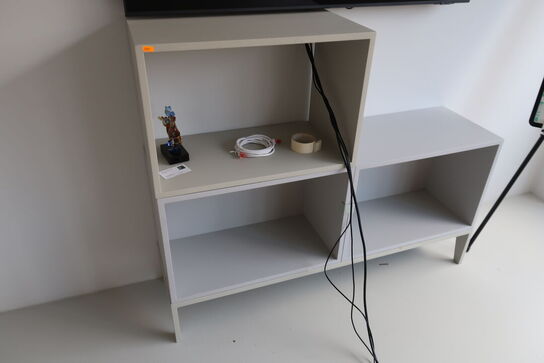 Reolsystem MUUTO Stacked uden indhold