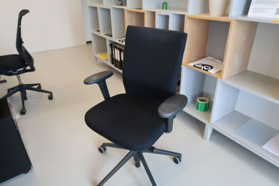 Kontorstol VITRA ID Mesh af Antonio Citterio