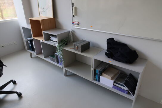 Reolsystem MUUTO Stacked uden indhold