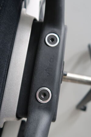 Kontorstol VITRA ID Mesh af Antonio Citterio