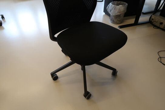 Kontorstol VITRA ID Mesh af Antonio Citterio