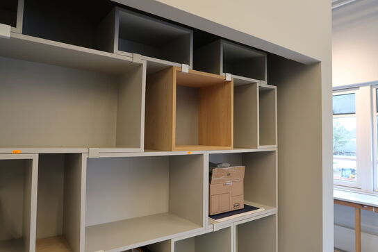 Reolsystem MUUTO Stacked uden indhold