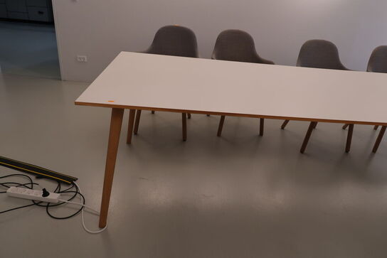 Mødebord &Tradition In Between SK5-SK6