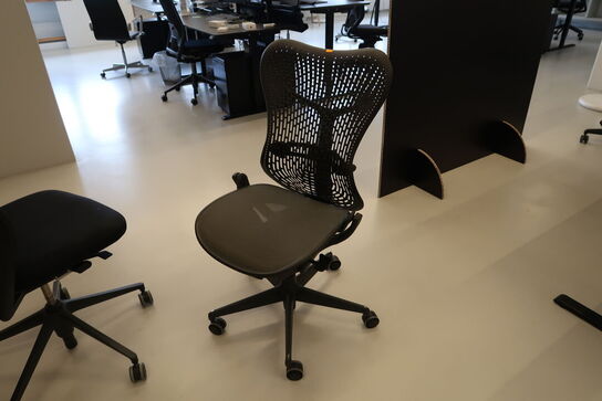 Kontorstol HERMAN MILLER Mirra 2