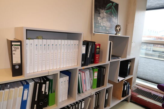 Reolsystem MUUTO Stacked uden indhold