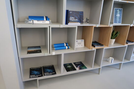 Reolsystem MUUTO Stacked uden indhold