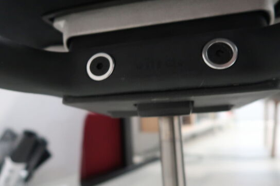 Kontorstol VITRA ID Mesh af Antonio Citterio