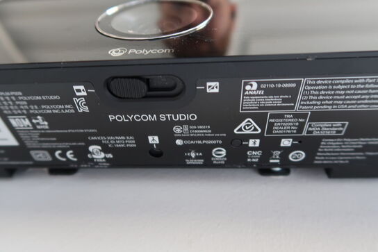 Konferencekamera POLYCOM med højtalere P009