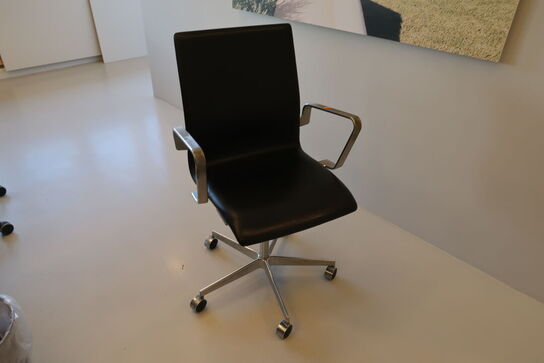 Kontorstol OXFORD lav ryg af Arne Jacobsen