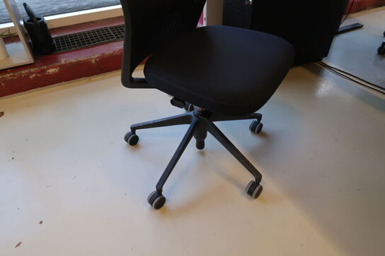 Kontorstol VITRA ID Mesh af Antonio Citterio