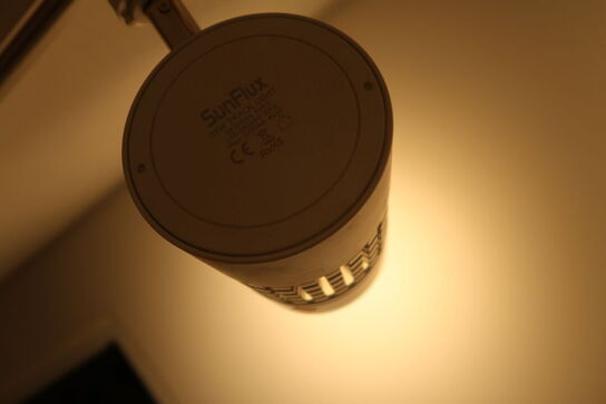 Skinne med 11 stk. LED-spots SUNFLUX 35W Track Light