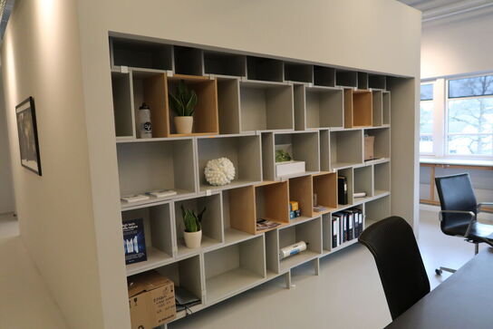 Reolsystem MUUTO Stacked uden indhold