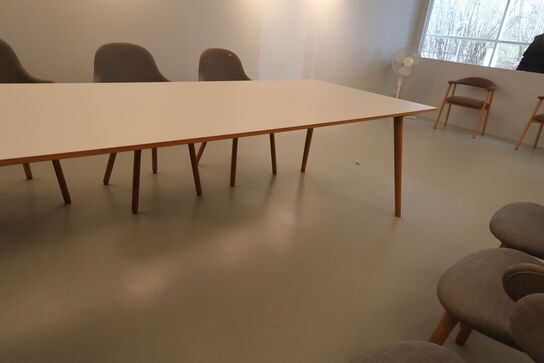 Mødebord &Tradition In Between SK5-SK6