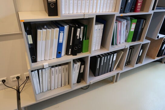 Reolsystem MUUTO Stacked uden indhold