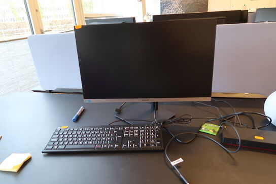 Computerskærm SAMSUNG S24R65, dockingstation LENOVO ThinkPad Thunderbolt 3 Dock Gen 2, tastatur