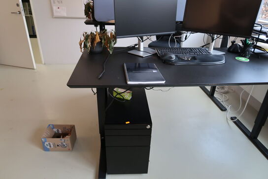 El. hæve/sænke skrivebord uden indhold samt skuffemodul