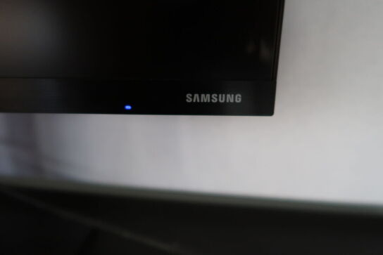 Computerskærm SAMSUNG F24T45GFGR