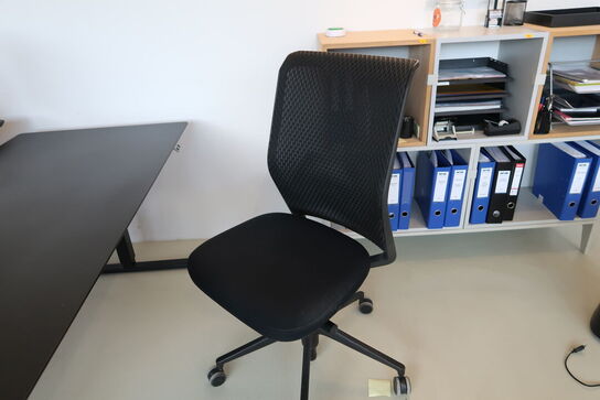 Kontorstol VITRA ID Mesh af Antonio Citterio