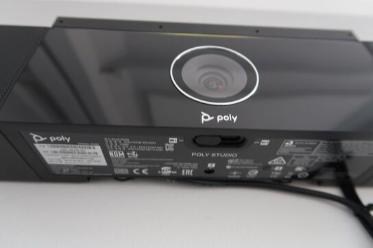 Konferencekamera POLYCOM med højtalere P009