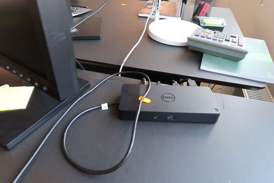 2 stk. computerskærme SAMSUNG S24E450, dockingstation DELL, tastatur, mus