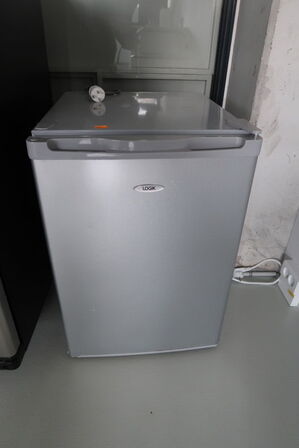Køleskab LOGIK LTT68S12E