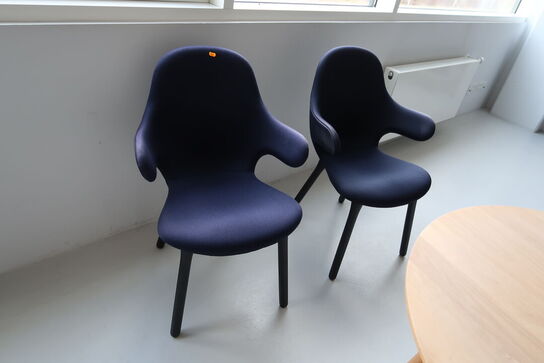 2 stk. mødestole &TRADITION Catch JH1