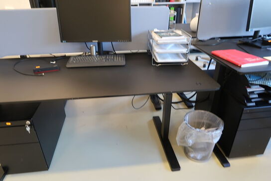 El. hæve/sænke skrivebord PAUSTIAN med afskærmning uden indhold samt skuffemodul