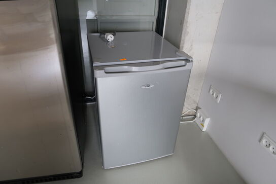 Køleskab LOGIK LTT68S12E