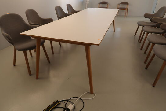 Mødebord &Tradition In Between SK5-SK6