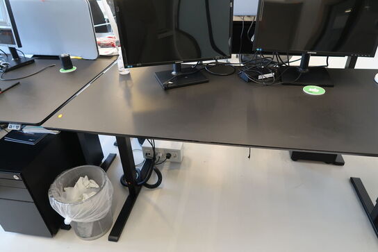 El. hæve/sænke skrivebord uden indhold med skuffemodul