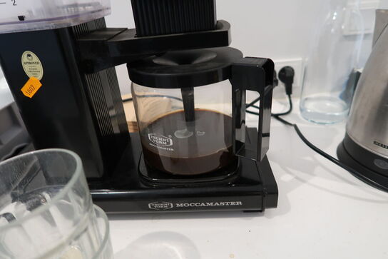 Kaffemaskine MOCCAMASTER samt elkedel